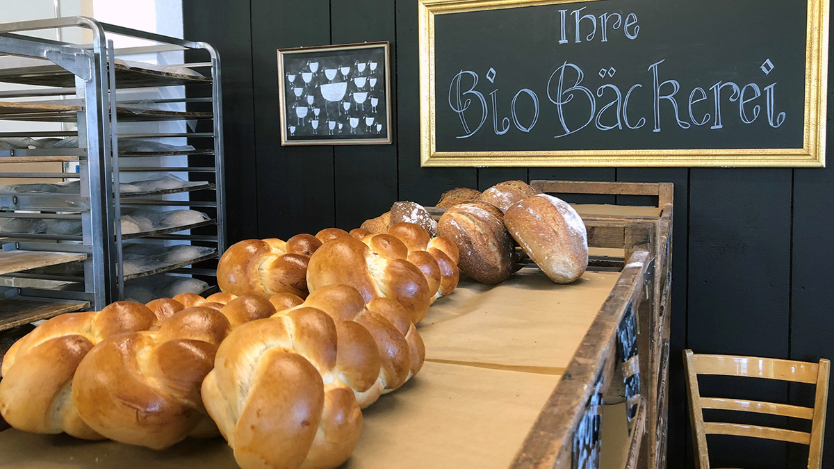 BIO-Zöpfe und BIO-Brote sind in der Bäckerei «Bim Donner» besonders beliebt. 