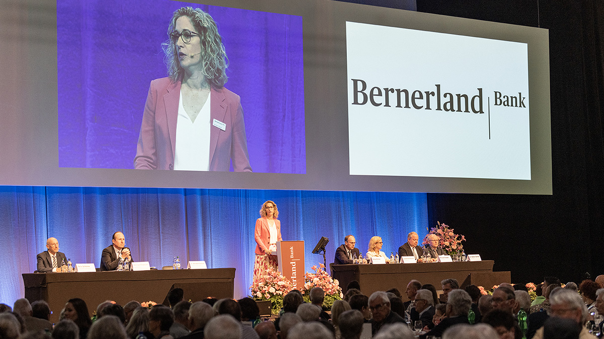 Am 13. Mai 2023 hat die 21. ordentliche Generalversammlung der Bernerland Bank in der Ilfishalle in Langnau mit 1\'876 Aktionärinnen und Aktionären stattgefunden. Sie hat unter dem Motto «füretsi» gestanden. 